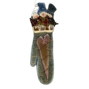 Snowmen Mitten Wooden Decor Wall Hanging